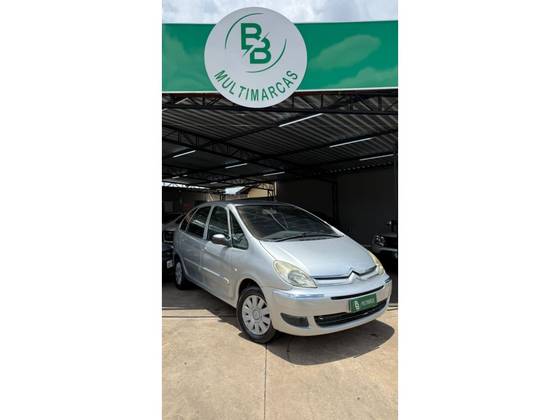 CITROËN C3 PICASSO 1.5 FLEX GLX MANUAL CITROËN C3 PICASSO 1.5 FLEX GLX MANUAL